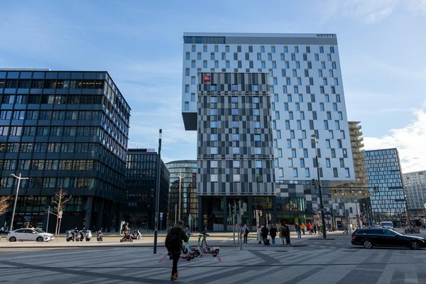 Maîtrisez l'Art de la Peinture Précise pour Vos Modèles Réduits